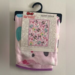 Bioworld Hello Kitty & Friends Heart Throw Blanket 45x60” Super Soft Pink New